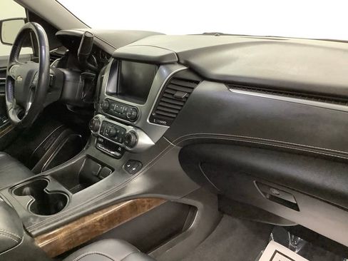 Used 2019 Chevrolet Tahoe LT image 33