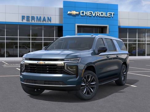 New 2026 Chevrolet Suburban LS w/ LS Custom Edition RWD image 7