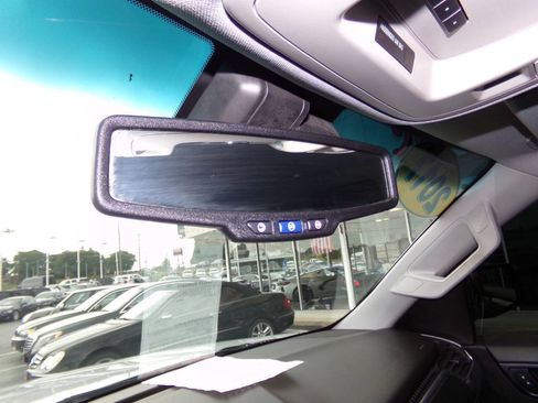 Used 2017 Chevrolet Tahoe LT AWD/4WD image 65