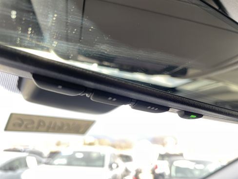 Used 2021 Lexus RX 450h AWD w/ Luxury Package image 32