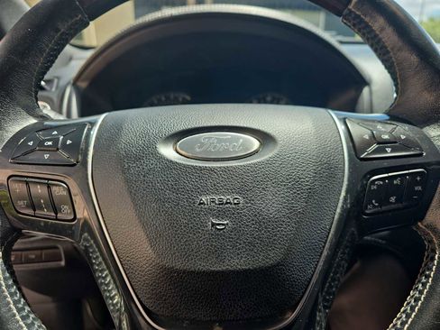 Used 2017 Ford Explorer Platinum AWD/4WD image 26