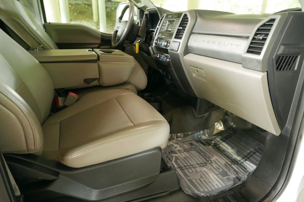 Used 2019 Ford F250 XL w/ Power Equipment Group RWD image 9