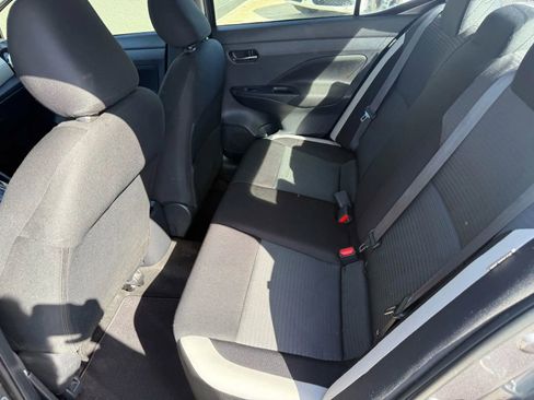 Used 2021 Nissan Versa SV image 10