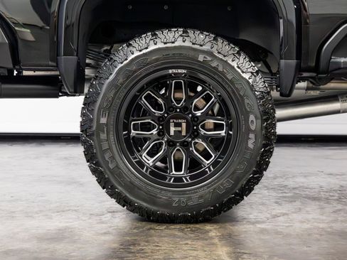 Used 2020 GMC Sierra 2500 Denali w/ Denali Ultimate Package AWD/4WD image 28