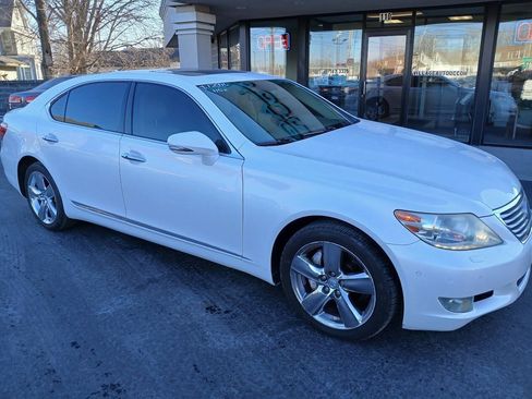 Used 2010 Lexus LS 460 L RWD image 26