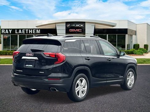 Used 2019 GMC Terrain SLE w/ Driver Convenience Package image 5