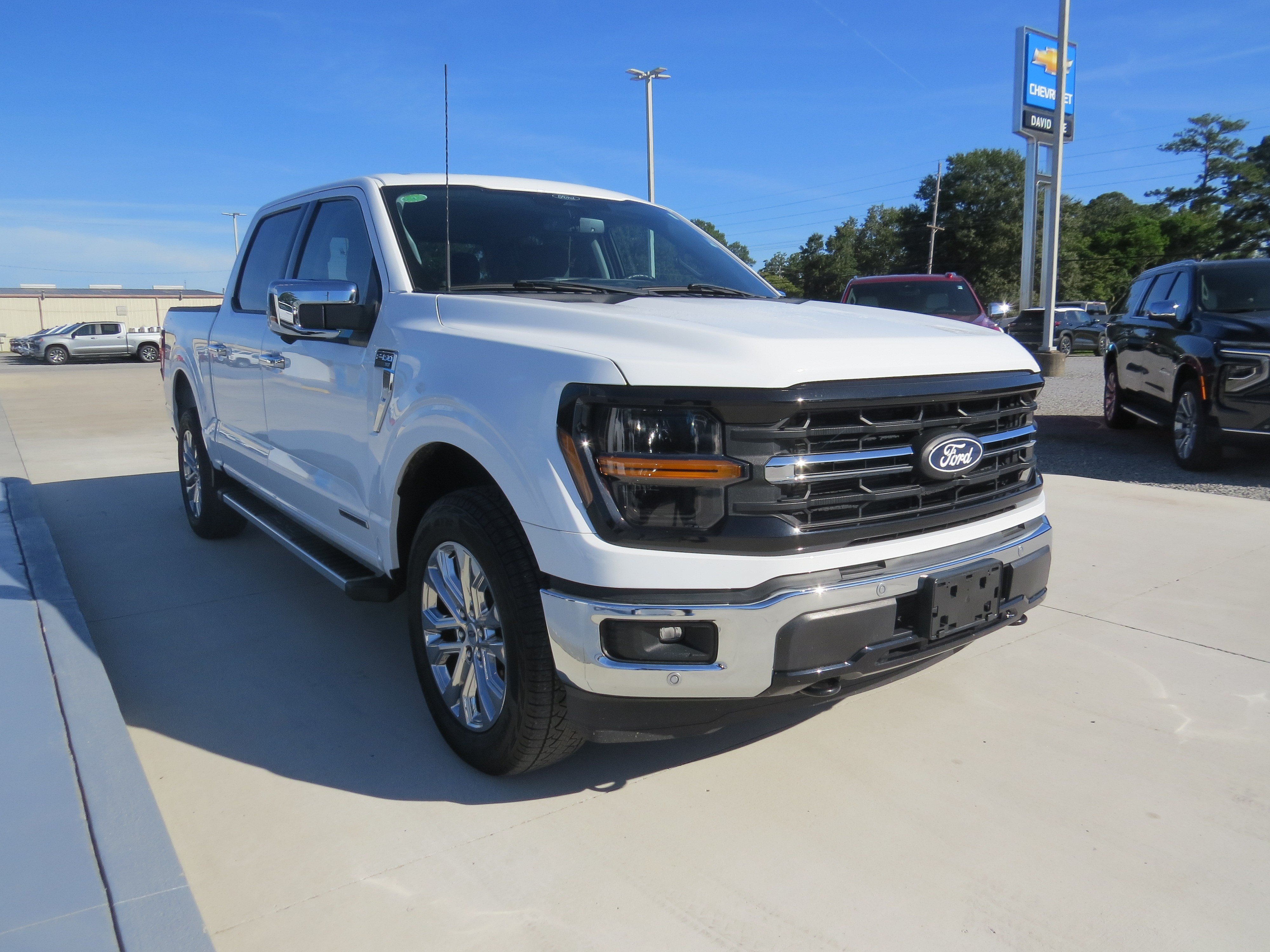 Used 2024 Ford F150 XLT w/ Equipment Group 302A MID AWD/4WD image 11