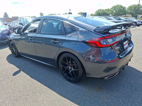 Used 2024 Honda Civic Sport Touring image 4