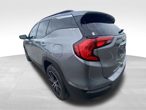 Used 2018 GMC Terrain SLE w/ Driver Convenience Package FWD image 7