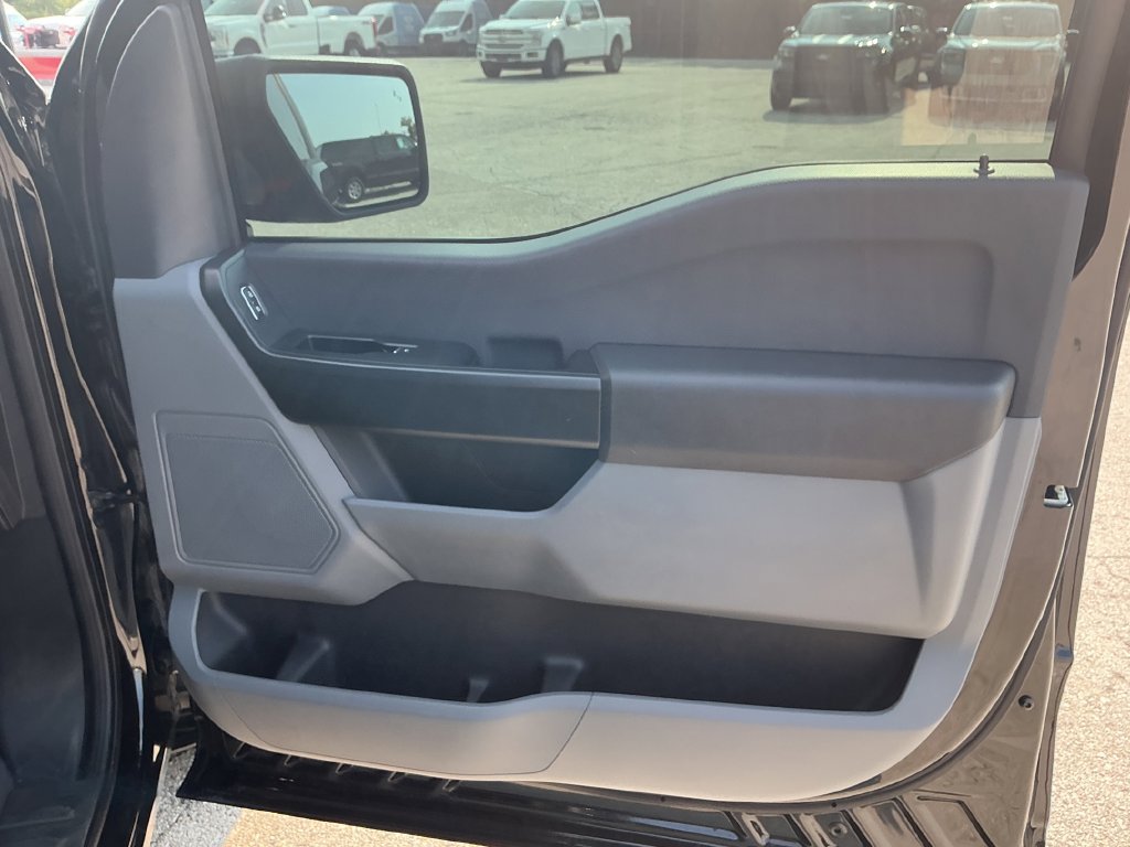Used 2025 Ford F150 XL AWD/4WD image 18