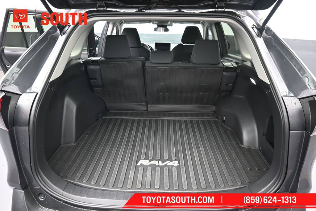 Used 2024 Toyota RAV4 LE FWD image 26