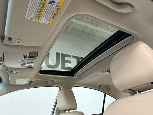 Used 2018 Subaru Legacy 2.5i Limited image 16