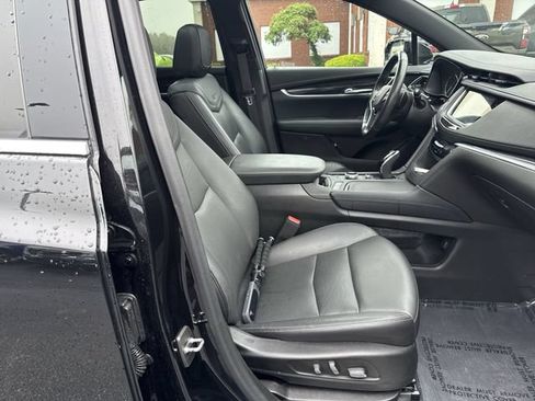 Used 2022 Cadillac XT5 Premium Luxury FWD image 25