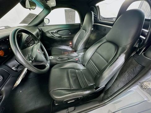 Used 2001 Porsche Boxster image 19