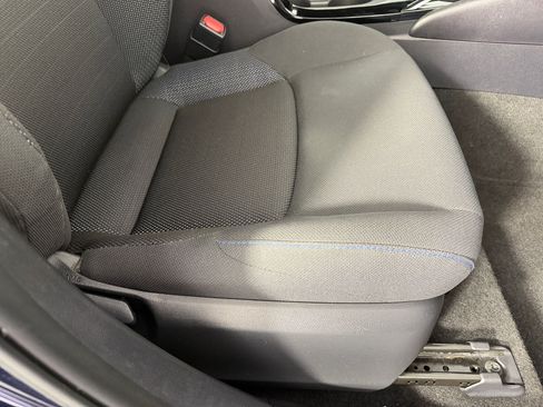 Used 2022 Toyota Corolla SE image 32