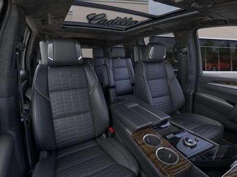 New 2025 Cadillac Escalade Premium Luxury Platinum image 16