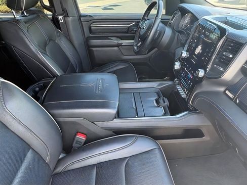 Used 2022 RAM 1500 Limited w/ Body Color Bumper Group AWD/4WD image 11