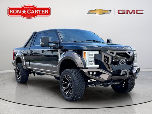 Used 2017 Ford F250 King Ranch w/ King Ranch Ultimate Package AWD/4WD image 1