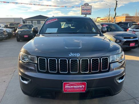 Used 2017 Jeep Grand Cherokee Laredo w/ Quick Order Package 23E image 8