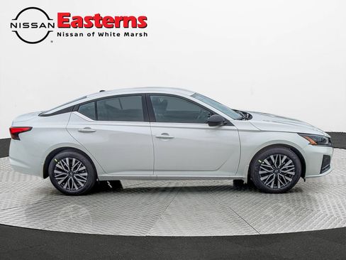 New 2026 Nissan Altima 2.5 SV FWD image 5