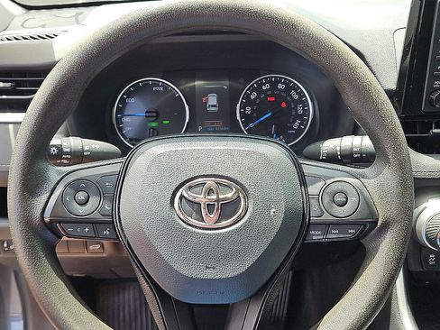 Certified 2021 Toyota RAV4 XLE w/ Convenience Package AWD/4WD image 15