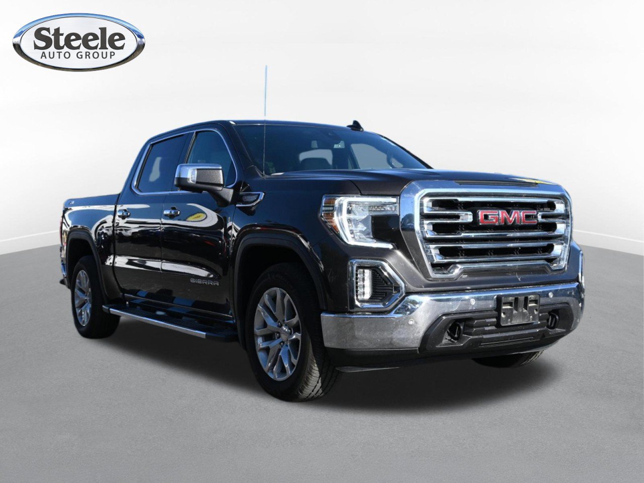 Used 2022 GMC Sierra 1500 SLT AWD/4WD image 3