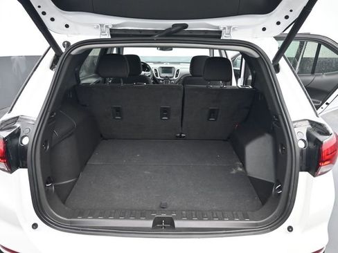 Used 2022 Chevrolet Equinox LT image 6