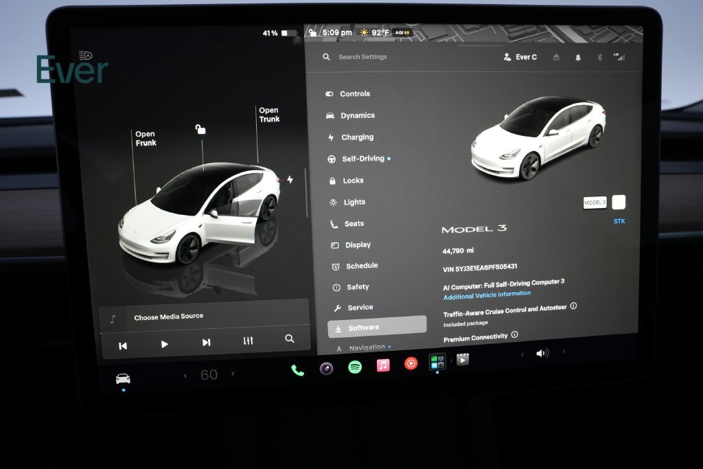 Used 2023 Tesla Model 3 Standard Range RWD image 7