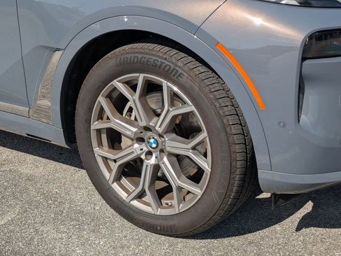 Used 2023 BMW X7 xDrive40i w/ Premium Package image 6