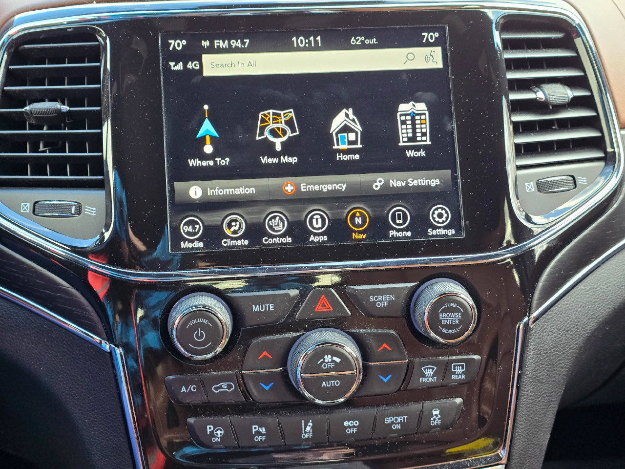 Used 2021 Jeep Grand Cherokee Summit AWD/4WD image 16