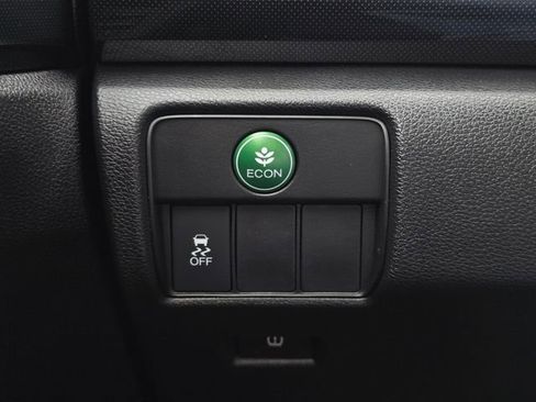 Used 2015 Honda Accord Sport image 32