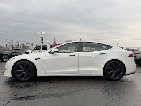 Used 2021 Tesla Model S Plaid image 13