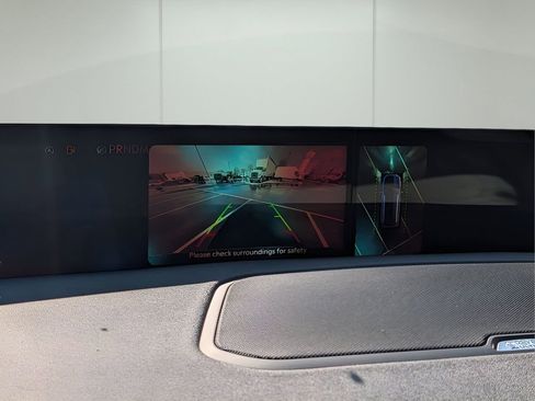 Used 2025 Lincoln Navigator Reserve image 31