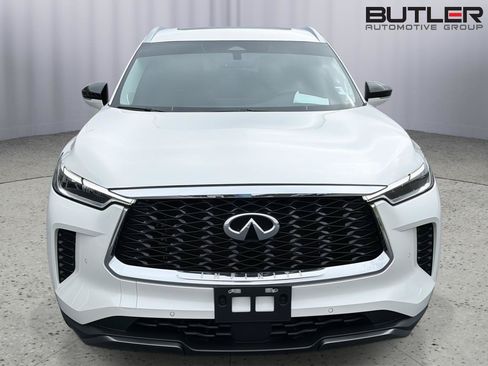 Used 2023 INFINITI QX60 Sensory w/ Cargo Package AWD/4WD image 9