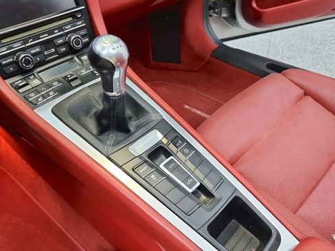 Used 2013 Porsche Boxster S image 19