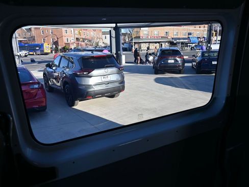 Used 2025 RAM ProMaster 1500 w/ Quick Order Package 22G SLT image 32