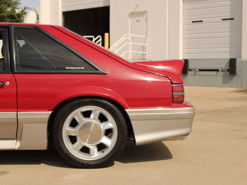 Used 1989 Ford Mustang GT RWD image 29