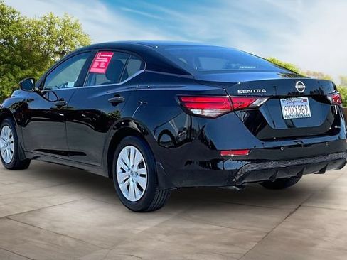Certified 2025 Nissan Sentra S FWD image 4