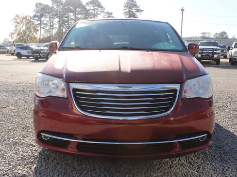 Used 2015 Chrysler Town & Country Touring w/ Trailer Tow Group image 4