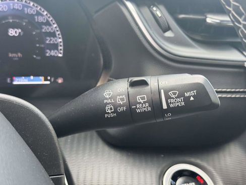 Used 2025 Jeep Grand Cherokee Laredo w/ Luxury Tech Group I AWD/4WD image 24