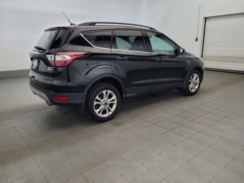 Used 2017 Ford Escape SE w/ Equipment Group 201A FWD image 10