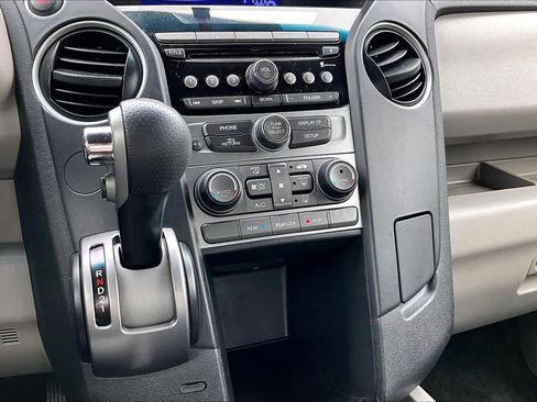 Used 2015 Honda Pilot EX image 35