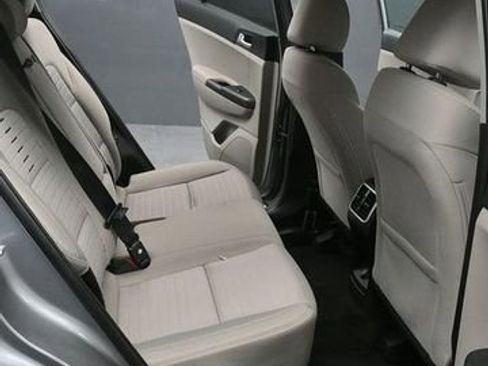 Used 2022 Kia Sportage LX w/ LX AWD Value Edition Package image 15