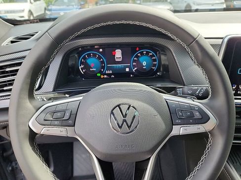 New 2026 Volkswagen Atlas Cross Sport SEL image 12