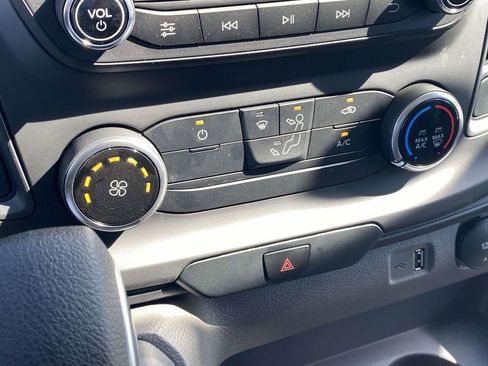 New 2025 Ford Transit 250 Low Roof image 17