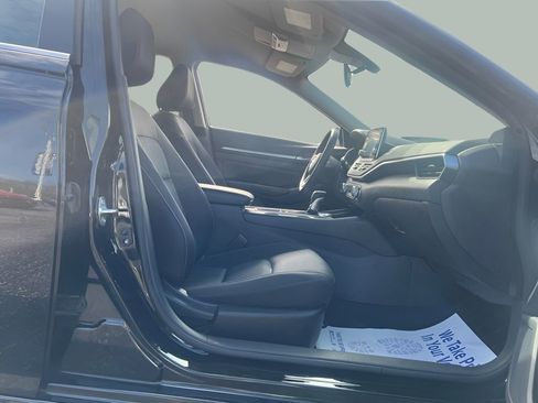 Used 2022 Nissan Altima 2.5 SV FWD image 35