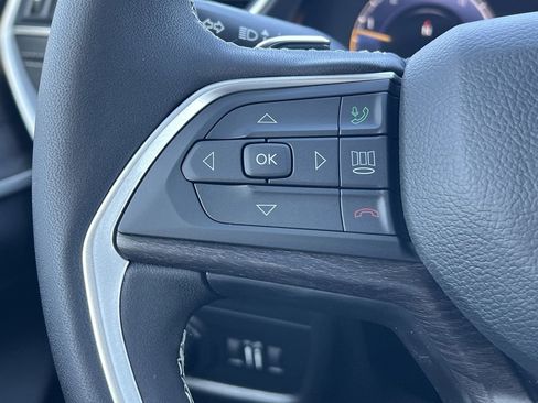 New 2025 Jeep Grand Cherokee Limited image 14