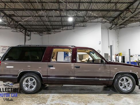 Used 1997 Chevrolet Suburban 2WD w/ Preferred Equipment Group 3 image 13