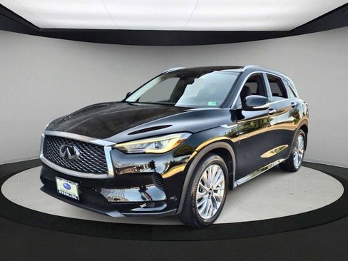 Used 2023 INFINITI QX50 Luxe AWD/4WD image 4