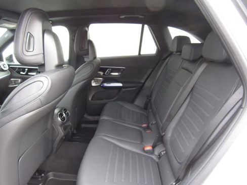 New 2026 Mercedes-Benz GLC 300 4MATIC image 15